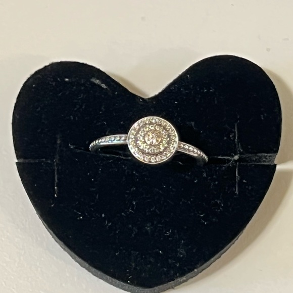 Pandora elegant sparkle ring - Picture 2 of 3